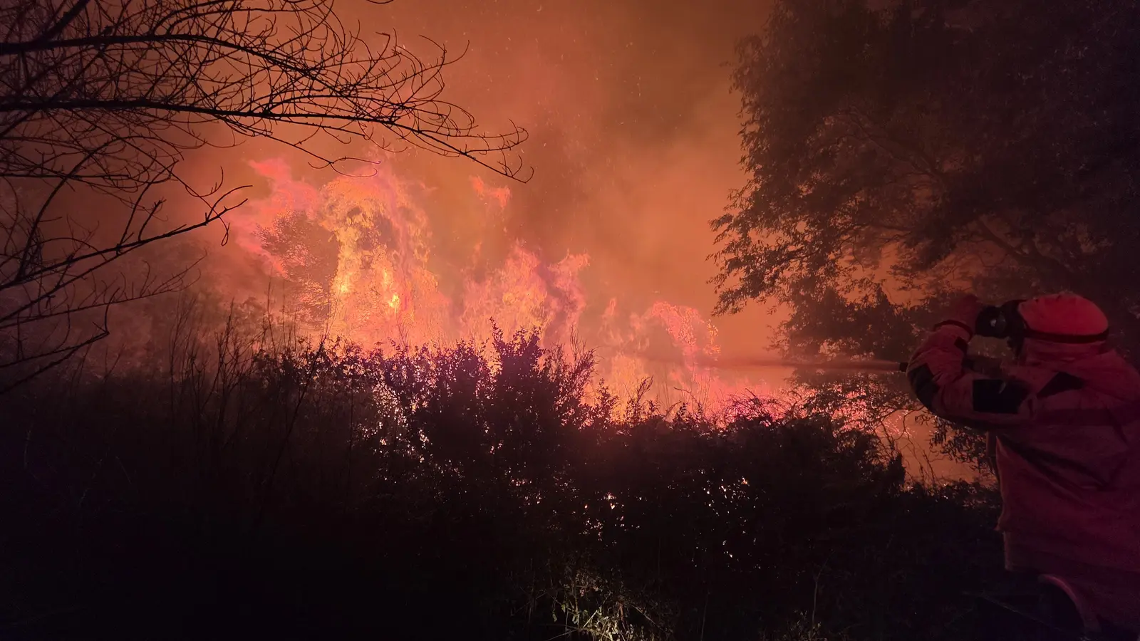 GVF night response to a vegetation fire